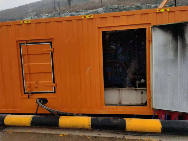 西畴发电机出租 发电机的工作原理介绍