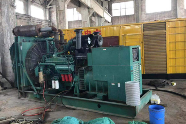 西畴发电机组的空气滤清器应该如何保养？