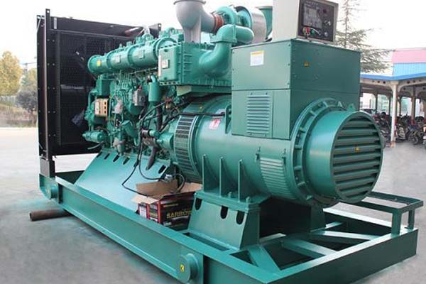 西畴工厂发电机应急发电中如何优化燃油储备管理？