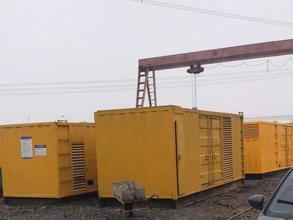 西畴100kw柴油发电机组每小时油耗？